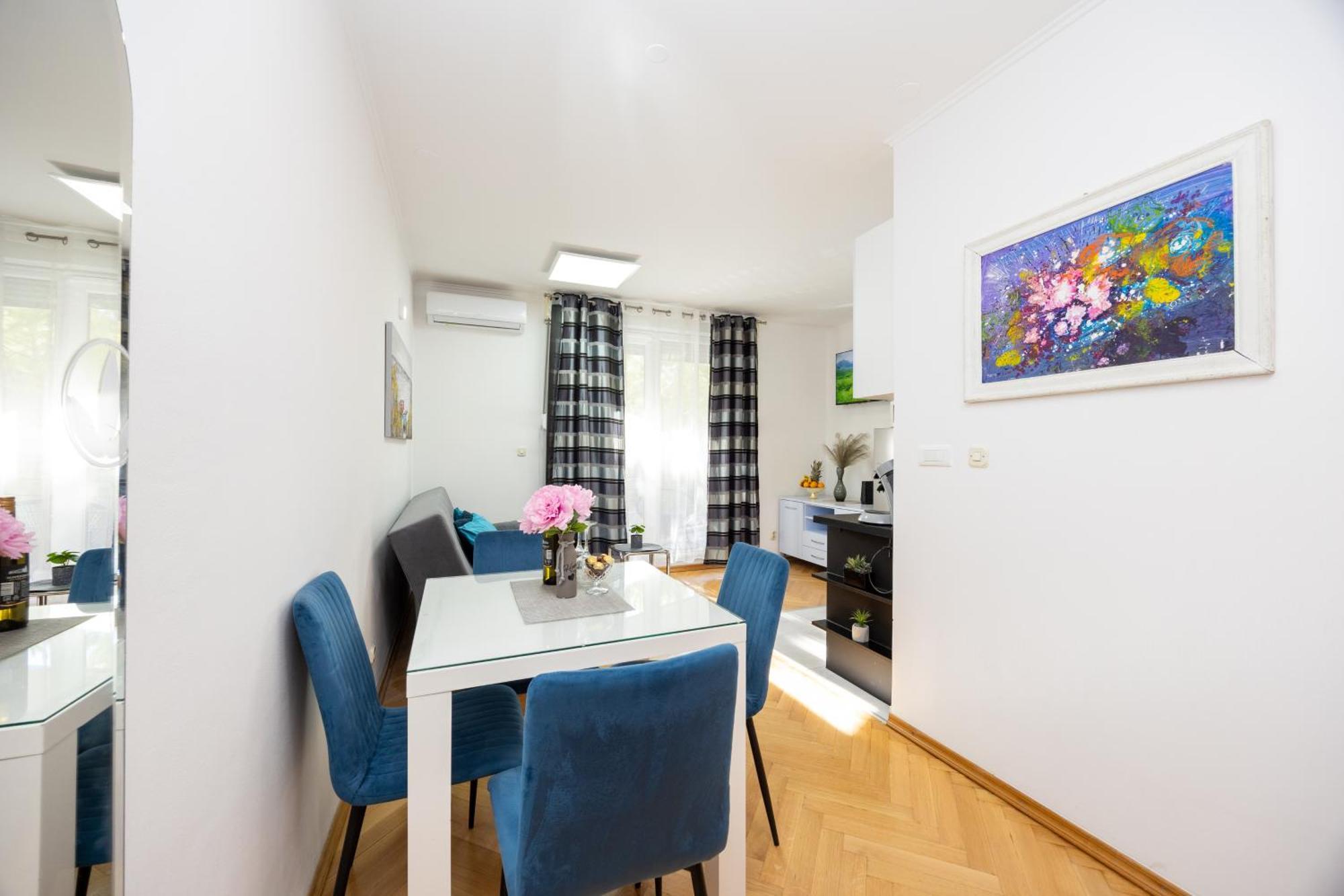 Apartment Paolo By The Beach Znjan 斯普利特 外观 照片